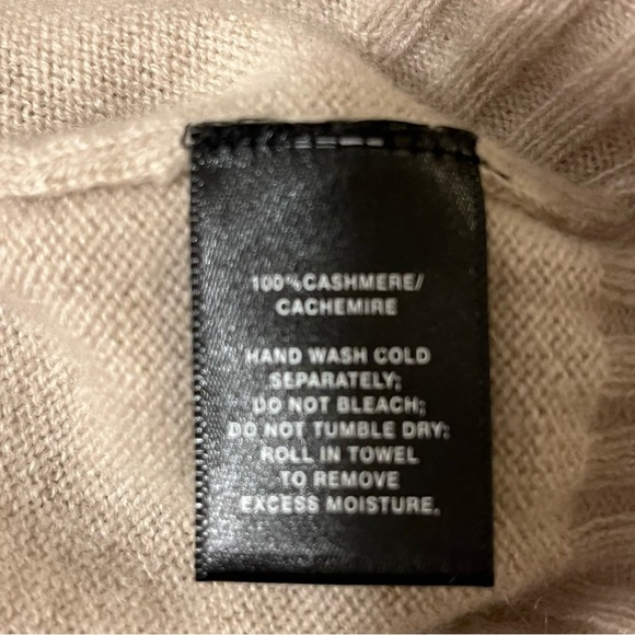 Lafayette 148 New York 100% Cashmere Light Tan Cowl Neck Sweater, size M - Picture 6 of 9